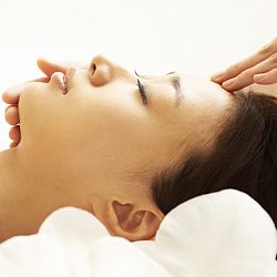 japanese-facial-massage-1690990851.jpg